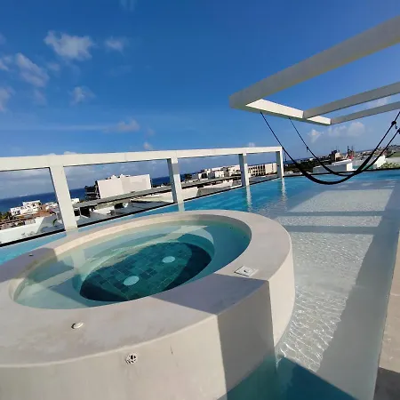 Incredible & Beautiful Studio Steps From The Beach By Yeah